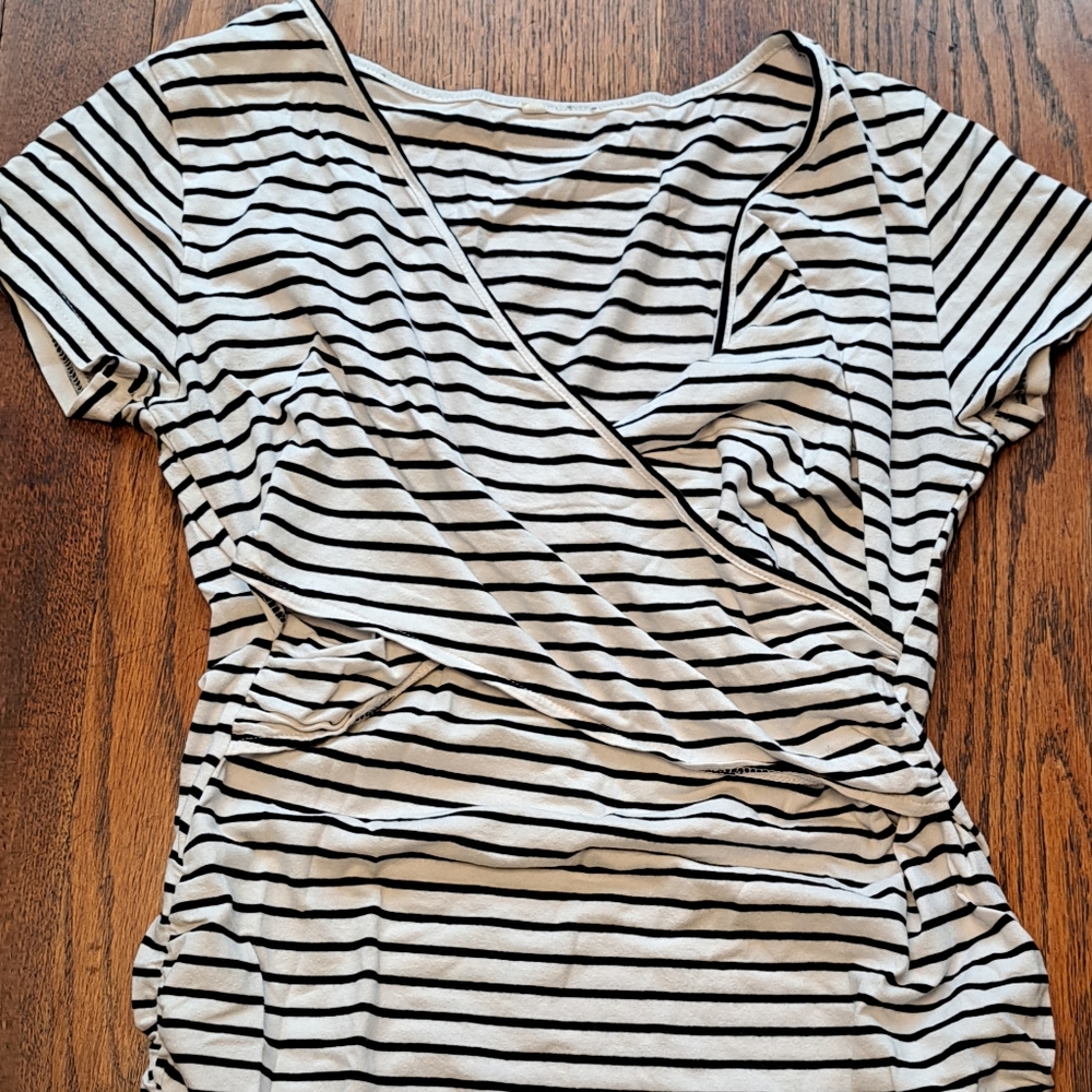 Black stripe maternity and nursing tee